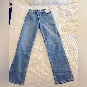 NEW Abercrombie and Fitch; Size 30 Long; 90s Straight Leg Ultra High Rise Jeans